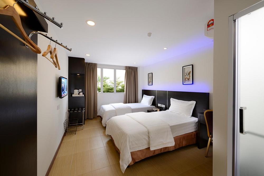 Ernes Hotel Bayu Mutiara Μπουκίτ Μερταχάμ Εξωτερικό φωτογραφία