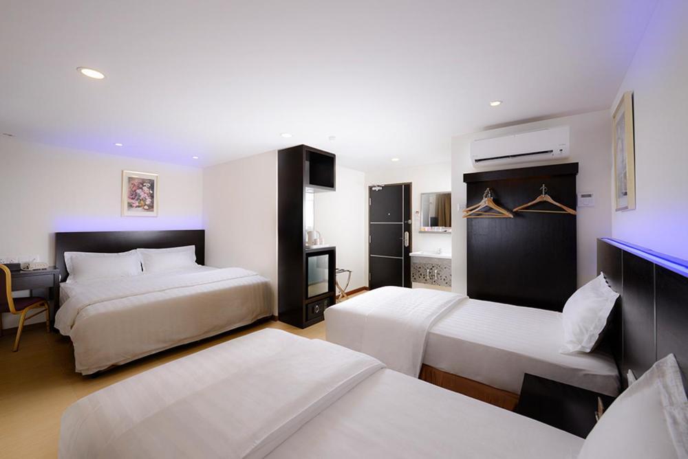 Ernes Hotel Bayu Mutiara Μπουκίτ Μερταχάμ Εξωτερικό φωτογραφία